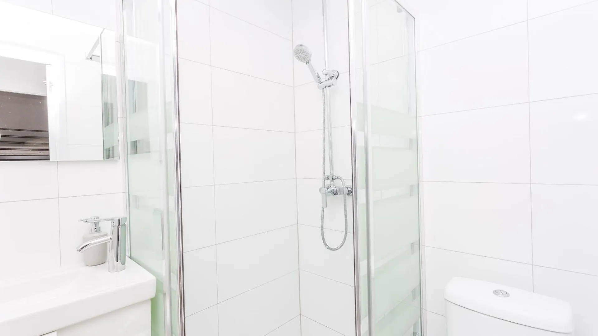 Nice 3Br Fuengirola Centre - Beach 0*,  Spain