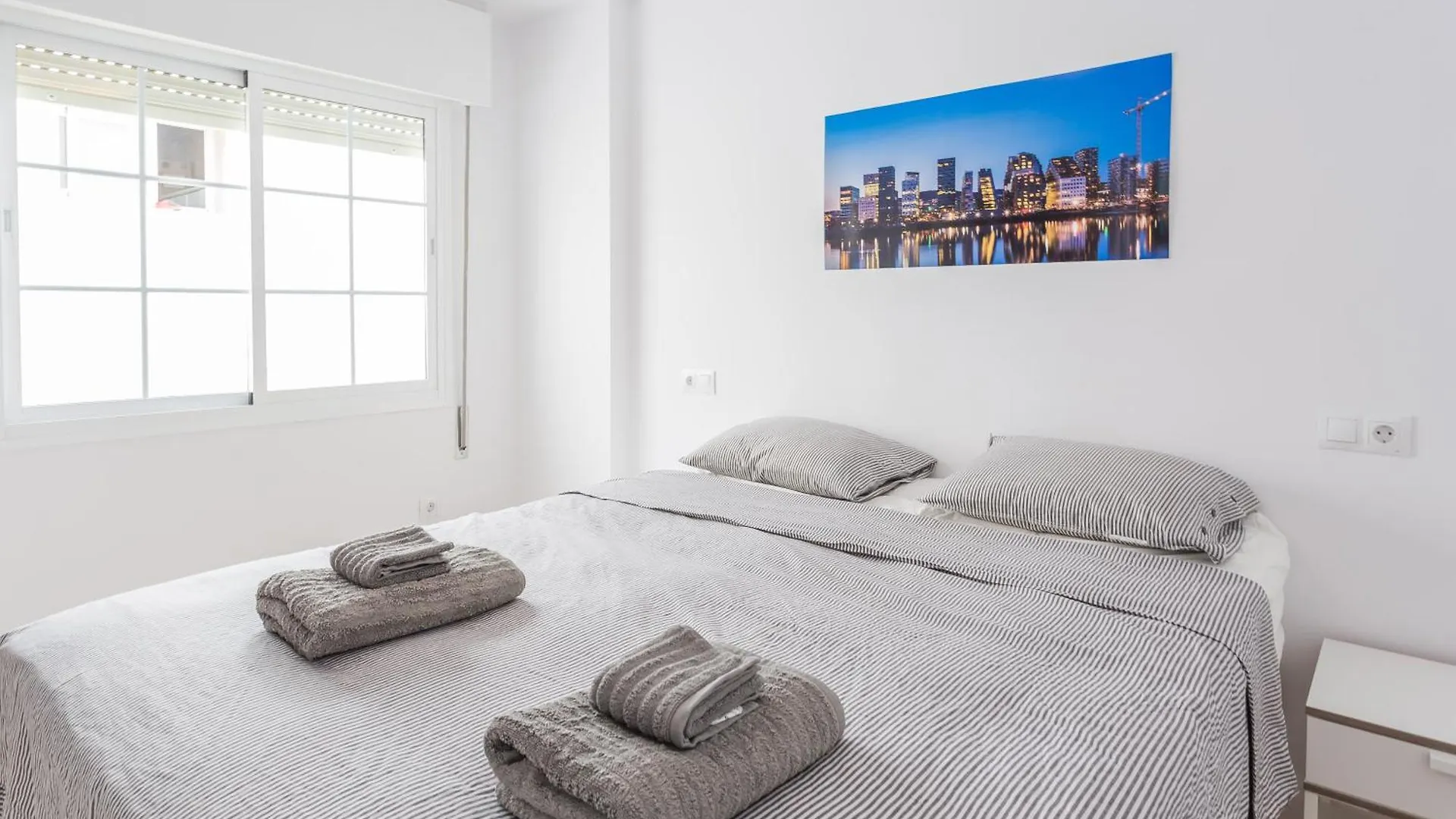 Nice 3Br Fuengirola Centre - Beach Apartment